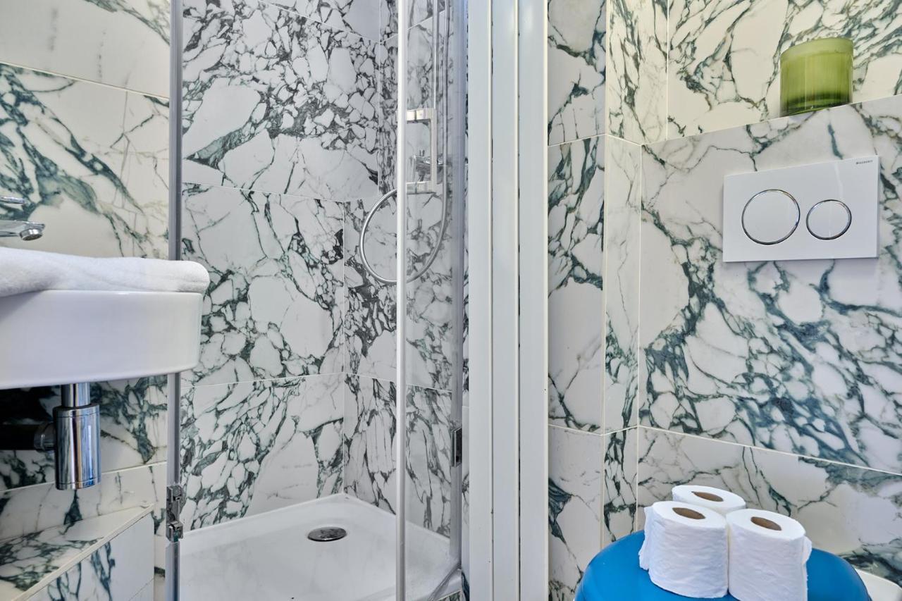 Apartment Center Of Paris With Terrace By Studio Prestige Εξωτερικό φωτογραφία